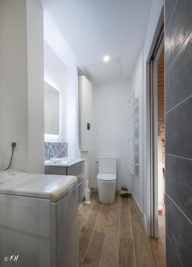 Le Vieux Laval Apartment Laval  Exterior photo